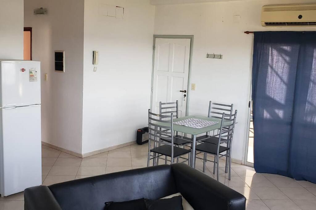 Hermoso Departamento Con Vista Al Rio Y Parrilla Leilighet Posadas Eksteriør bilde