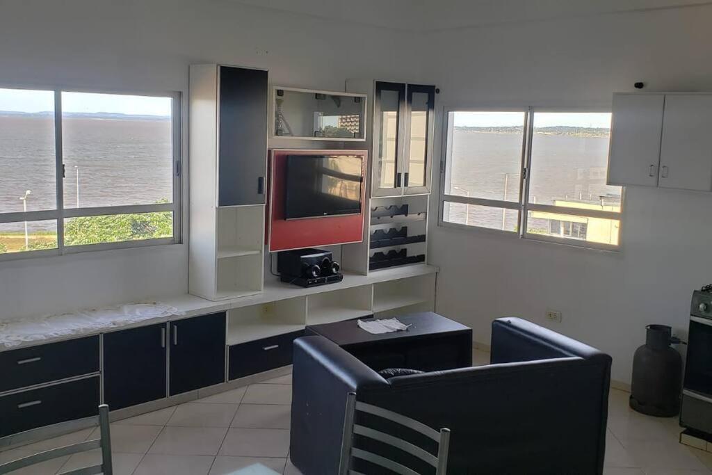 Hermoso Departamento Con Vista Al Rio Y Parrilla Leilighet Posadas Eksteriør bilde